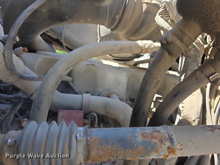 image for item FH6007 2010 Mack GU713 dump truck