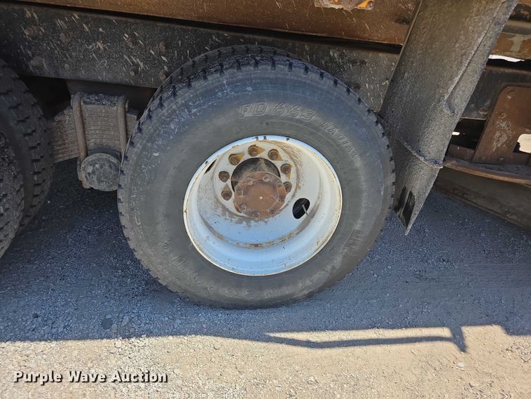 image for item FH6007 2010 Mack GU713 dump truck