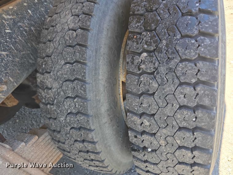 image for item FH6007 2010 Mack GU713 dump truck