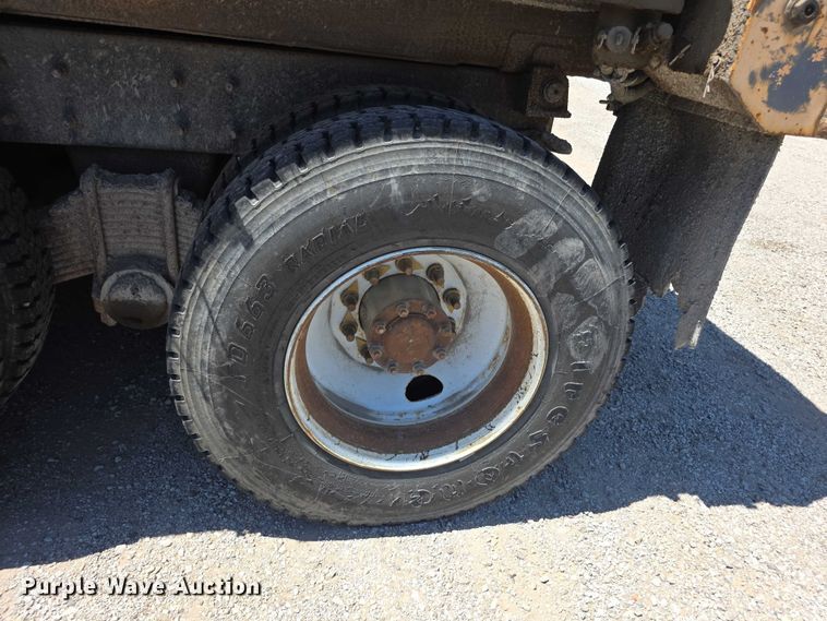image for item FH6007 2010 Mack GU713 dump truck