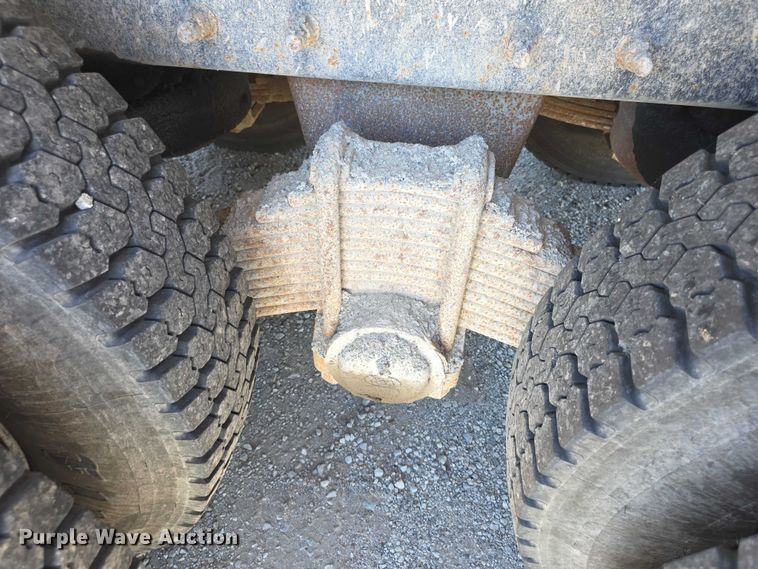 image for item FH6007 2010 Mack GU713 dump truck