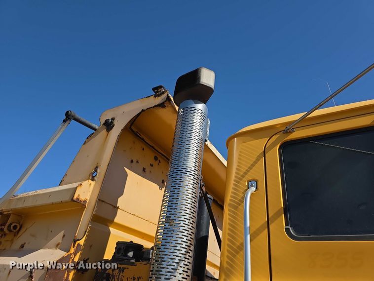 image for item FH6008 2010 Mack GU713 dump truck