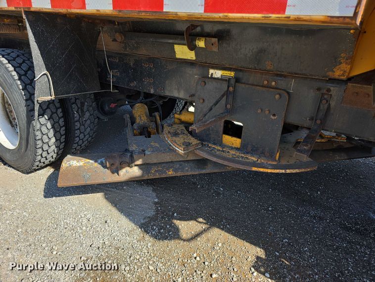 image for item FH6008 2010 Mack GU713 dump truck