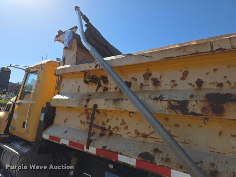 image for item FH6008 2010 Mack GU713 dump truck