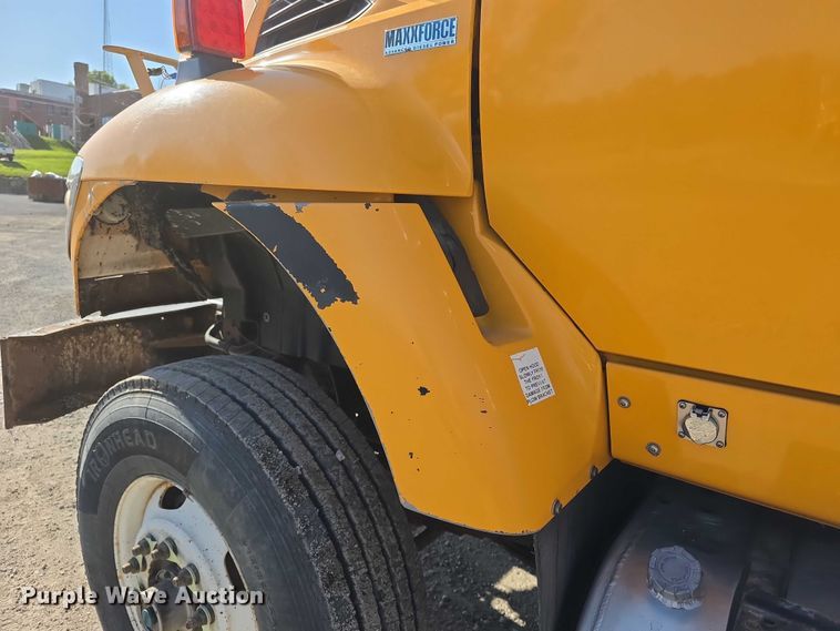 image for item FH6009 2012 International 7500 dump truck