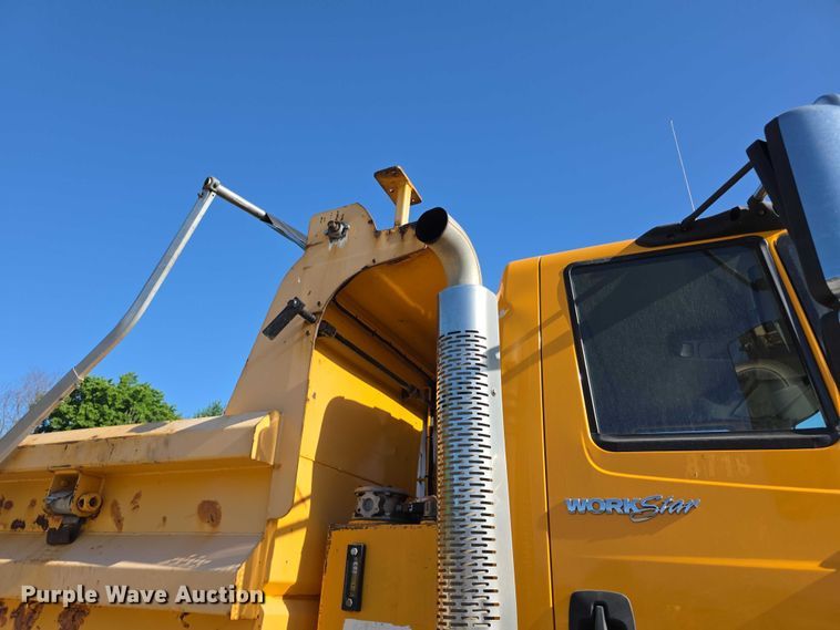image for item FH6009 2012 International 7500 dump truck