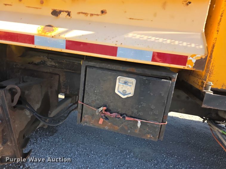 image for item FH6009 2012 International 7500 dump truck