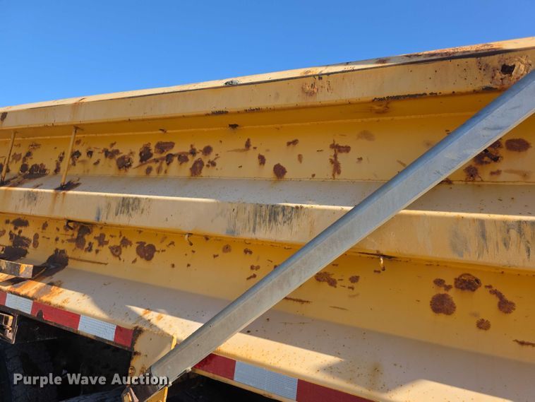 image for item FH6009 2012 International 7500 dump truck