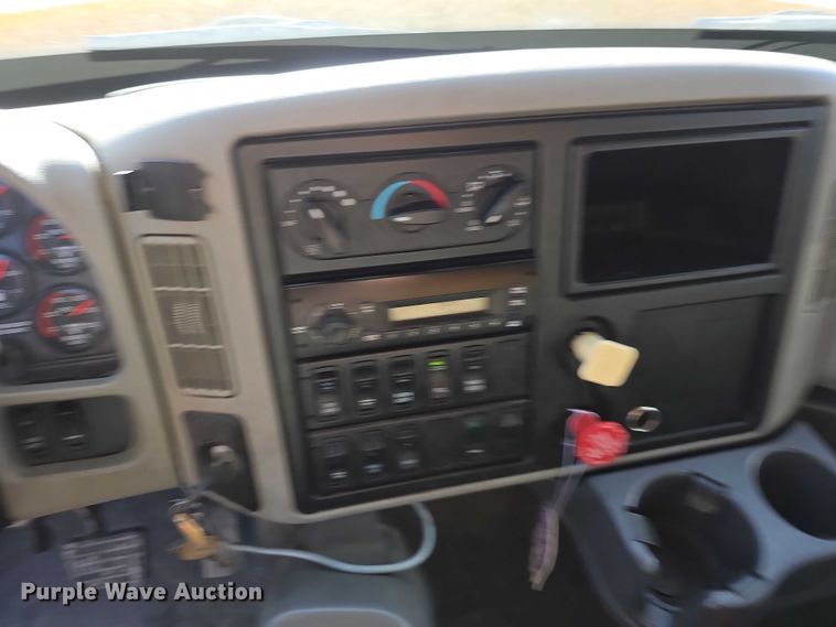 image for item FH6009 2012 International 7500 dump truck