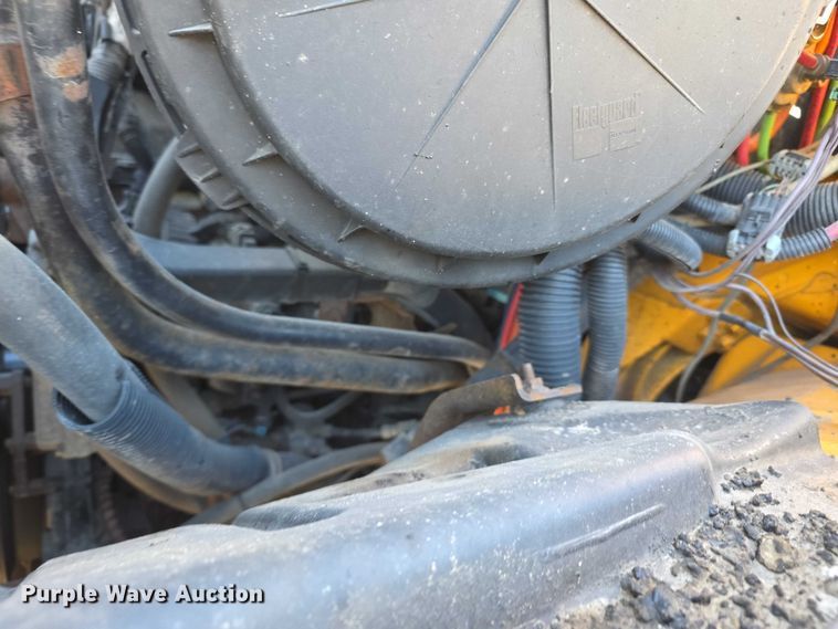 image for item FH6009 2012 International 7500 dump truck