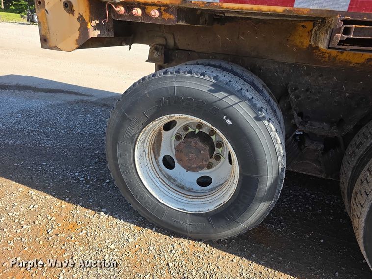 image for item FH6009 2012 International 7500 dump truck