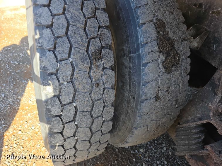 image for item FH6009 2012 International 7500 dump truck