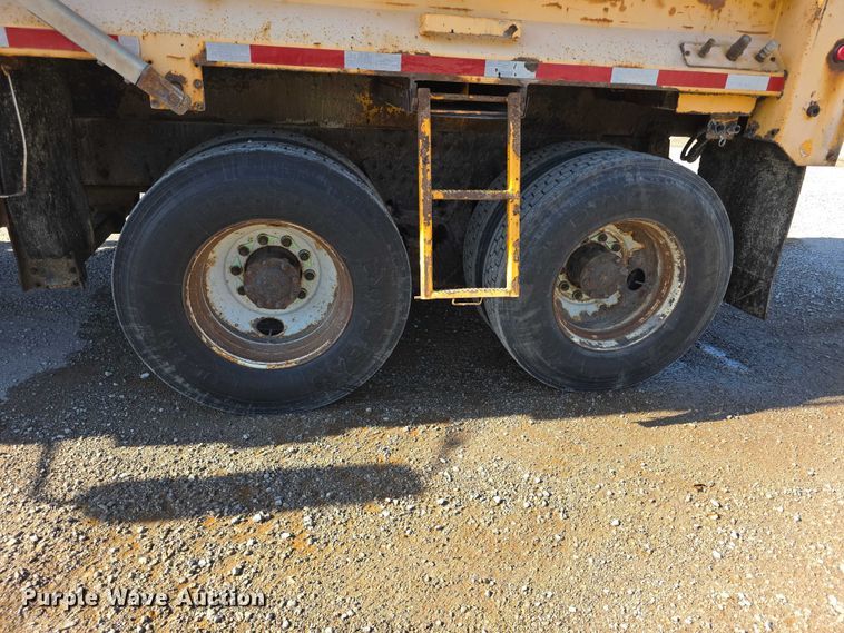 image for item FH6009 2012 International 7500 dump truck