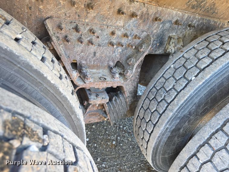 image for item FH6009 2012 International 7500 dump truck