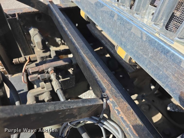 image for item FH6010 2006 International 7400 dump truck