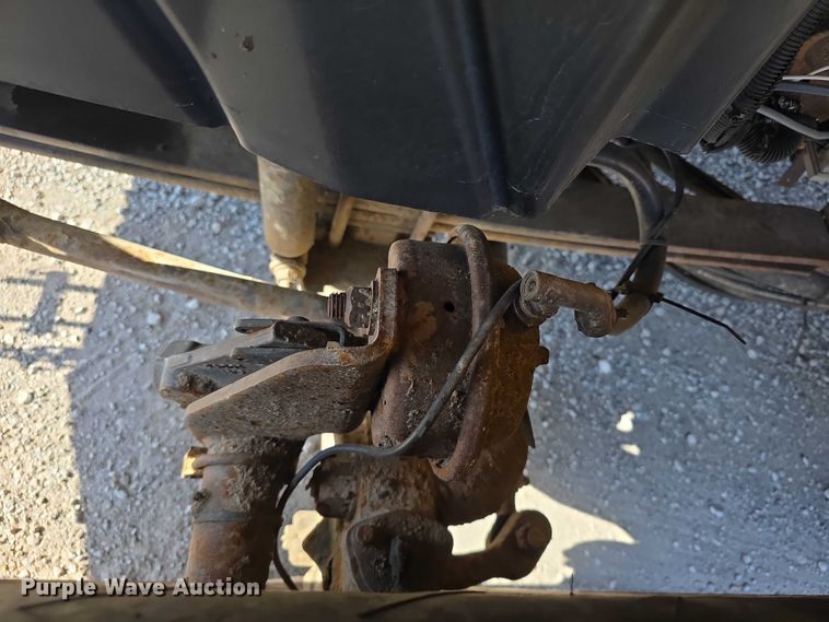 image for item FH6010 2006 International 7400 dump truck