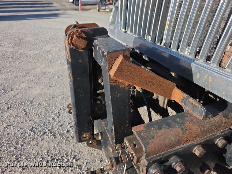 image for item FH6012 2006 International 7400 dump truck