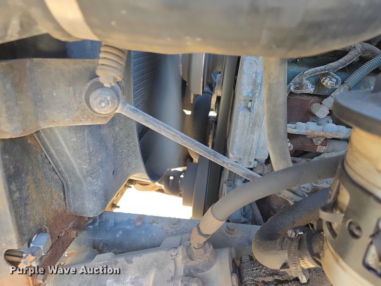 image for item FH6012 2006 International 7400 dump truck