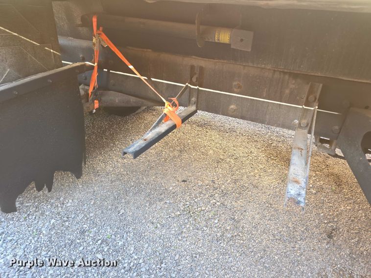 image for item FH6013 2013 International 7500 dump truck