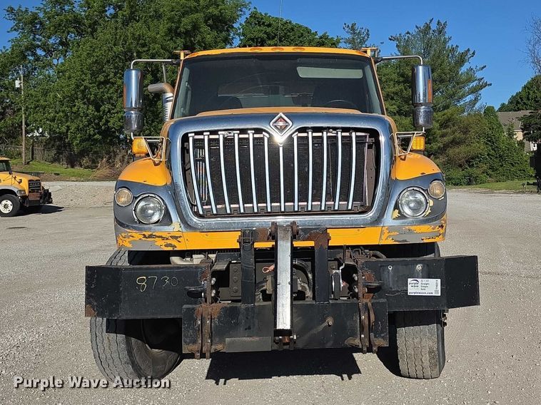image for item FH6014 2012 International 7500 dump truck