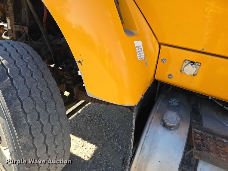 image for item FH6014 2012 International 7500 dump truck