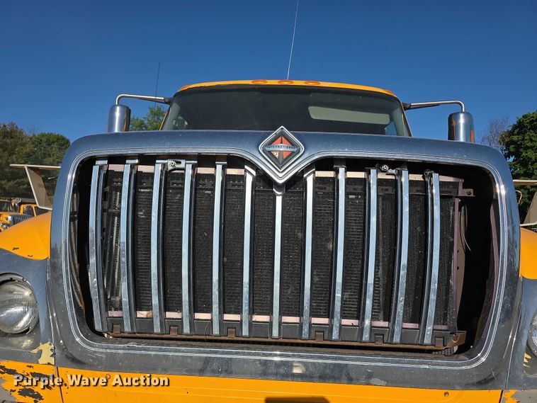 image for item FH6014 2012 International 7500 dump truck