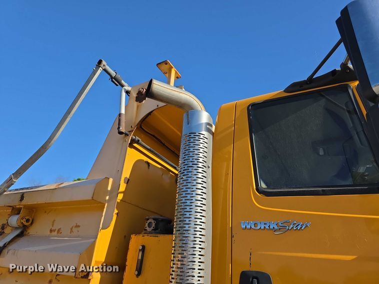 image for item FH6014 2012 International 7500 dump truck