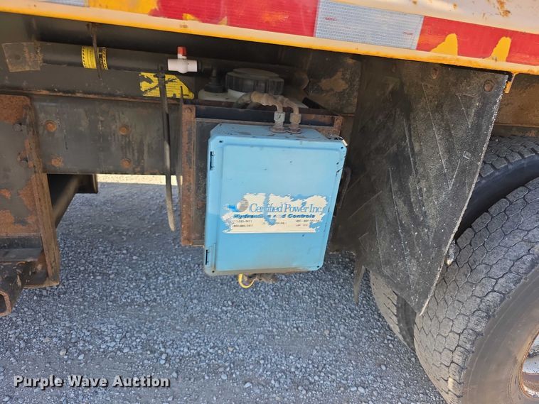 image for item FH6014 2012 International 7500 dump truck
