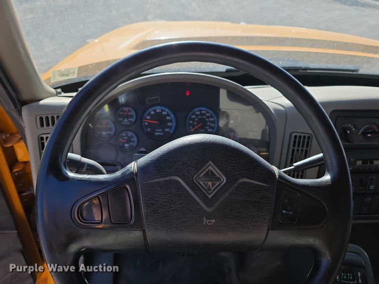 image for item FH6014 2012 International 7500 dump truck