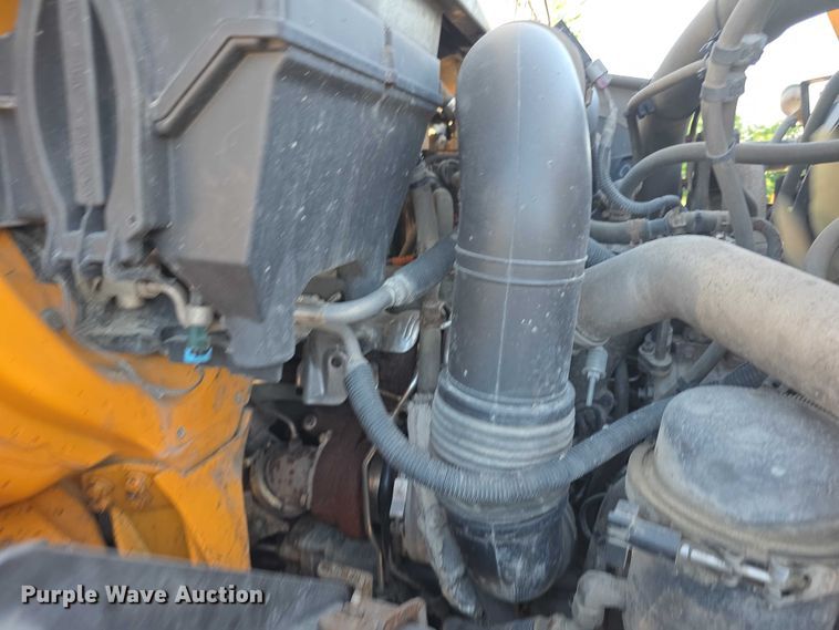 image for item FH6014 2012 International 7500 dump truck