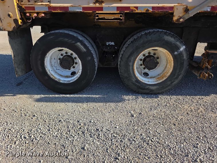 image for item FH6014 2012 International 7500 dump truck