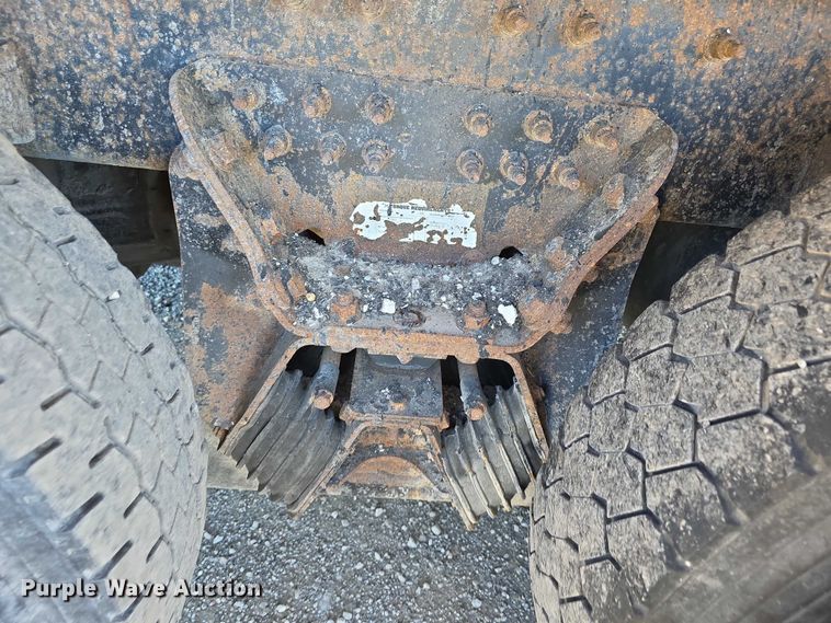 image for item FH6014 2012 International 7500 dump truck