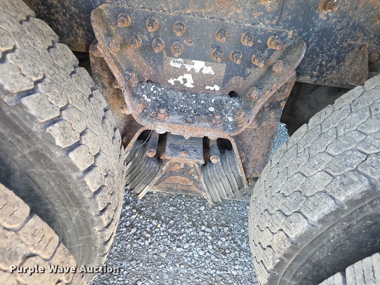 image for item FH6014 2012 International 7500 dump truck
