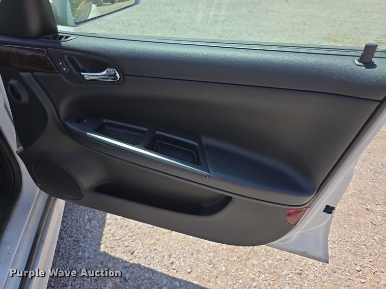 image for item FH6016 2016 Chevrolet Impala Limited 