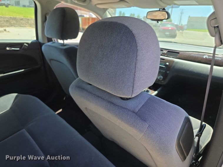 image for item FH6016 2016 Chevrolet Impala Limited 