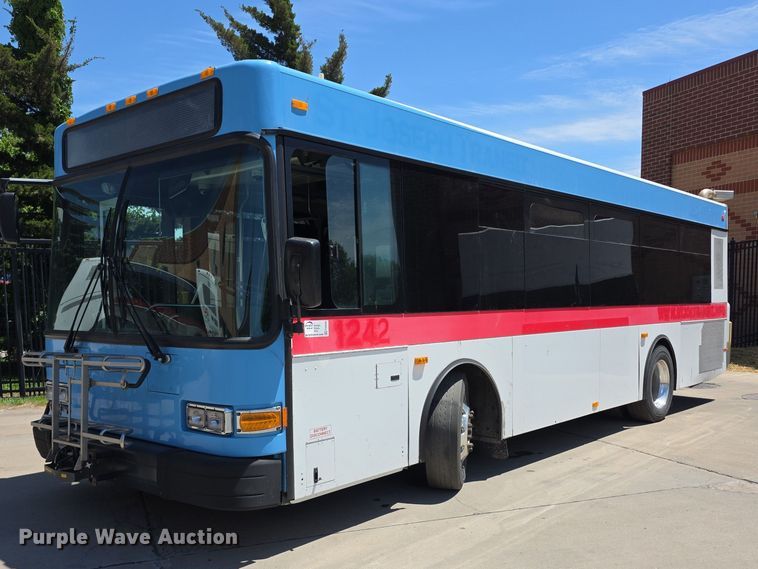 image for item FH6033 2012 Gillig G27E102N2 shuttle bus