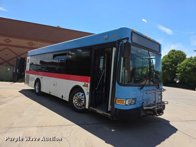 image for item FH6033 2012 Gillig G27E102N2 shuttle bus
