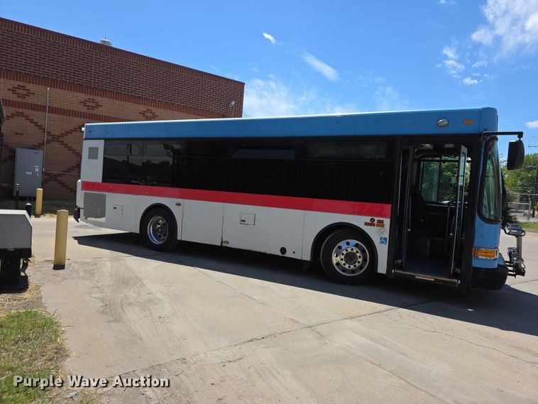 image for item FH6033 2012 Gillig G27E102N2 shuttle bus