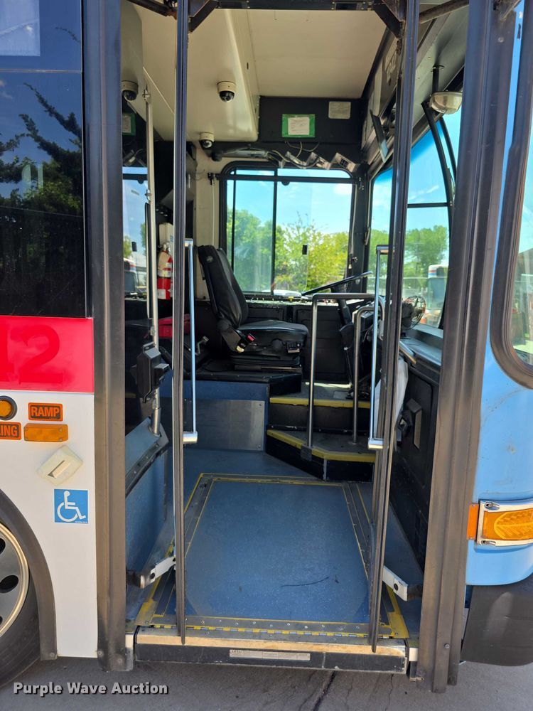 image for item FH6033 2012 Gillig G27E102N2 shuttle bus