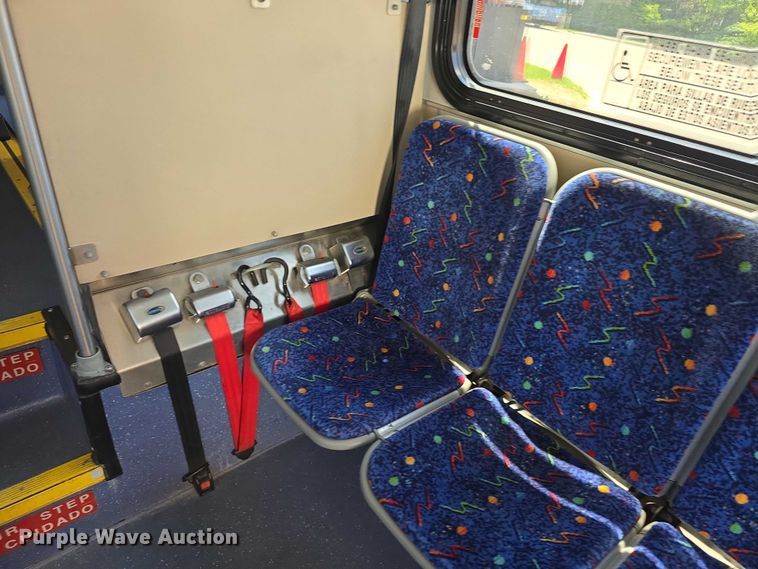 image for item FH6033 2012 Gillig G27E102N2 shuttle bus