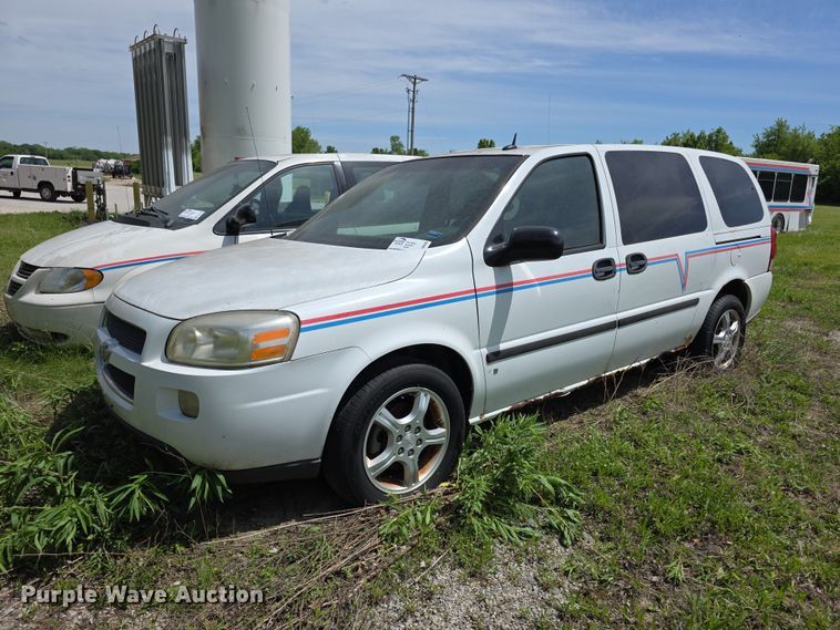 image for item FH6035 2007 Chevrolet Uplander van