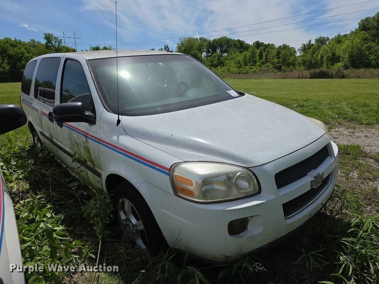 image for item FH6035 2007 Chevrolet Uplander van