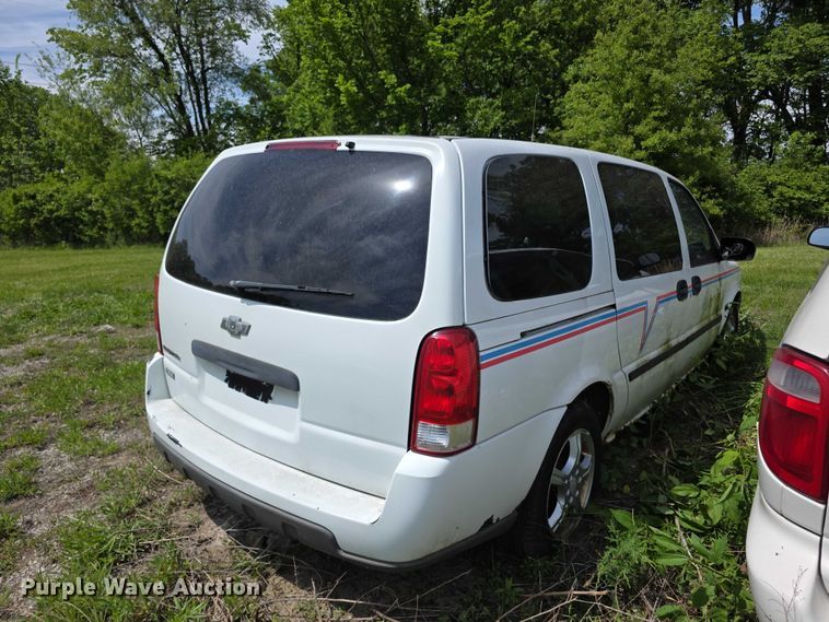 image for item FH6035 2007 Chevrolet Uplander van