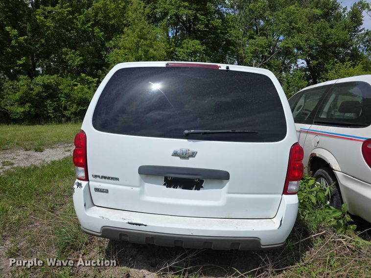image for item FH6035 2007 Chevrolet Uplander van
