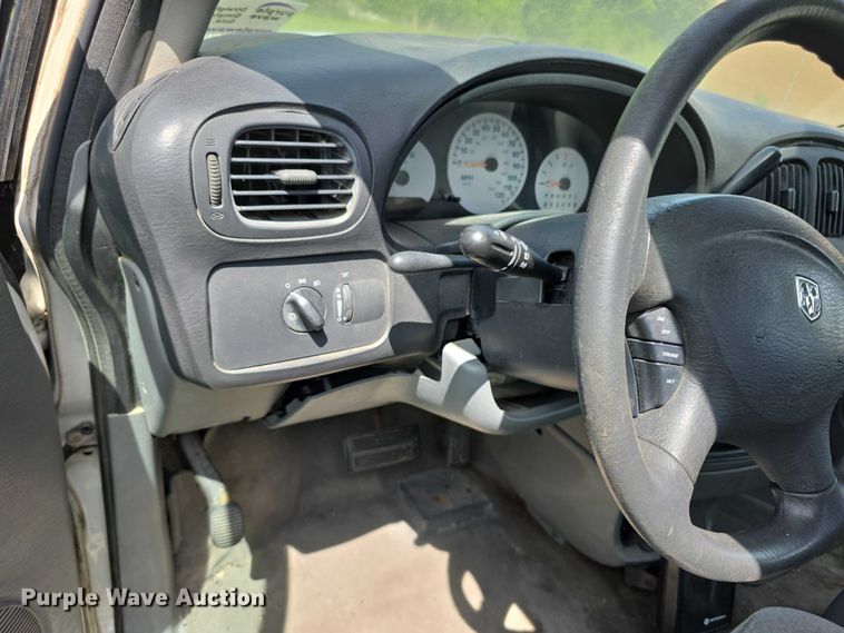 image for item FH6036 2005 Dodge Grand Caravan van
