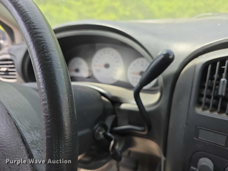image for item FH6036 2005 Dodge Grand Caravan van