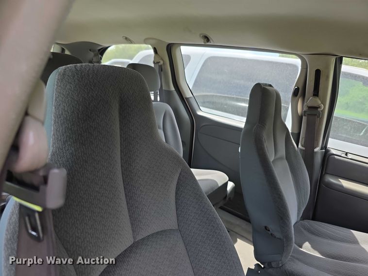 image for item FH6036 2005 Dodge Grand Caravan van