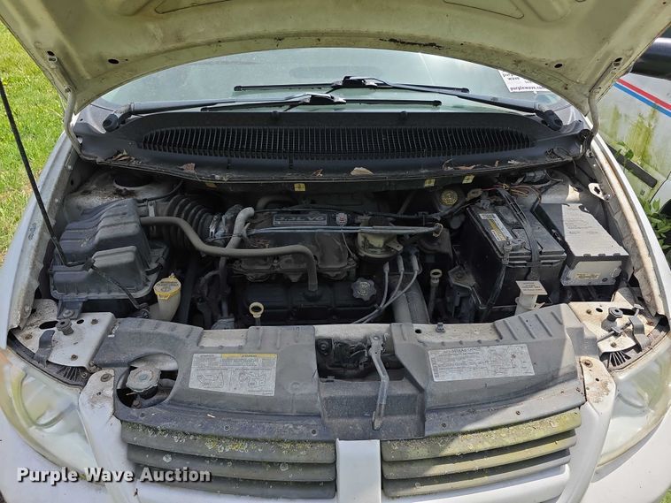 image for item FH6036 2005 Dodge Grand Caravan van