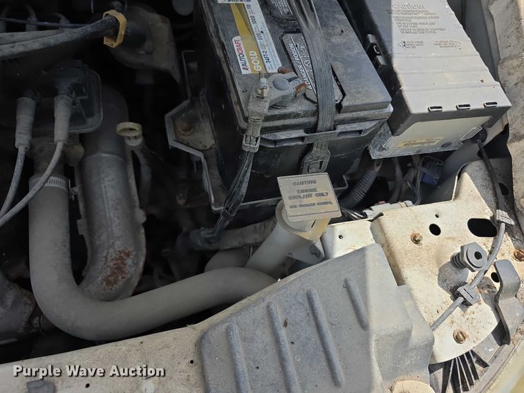 image for item FH6036 2005 Dodge Grand Caravan van