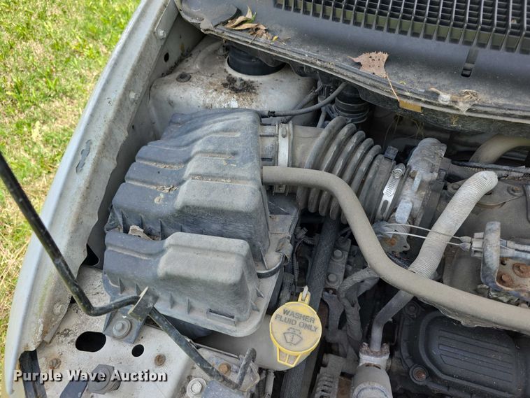 image for item FH6036 2005 Dodge Grand Caravan van
